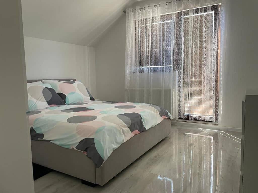 Apartman Pavenka Otočac Zewnętrze zdjęcie